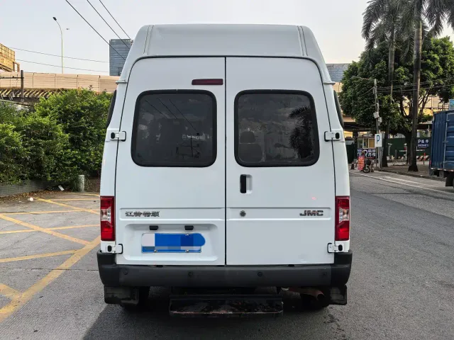 JMC Tesun — Фото автомобиля 6