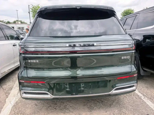 Geely Galaxy M9 — Фото автомобиля 5