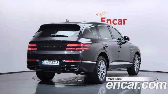 Genesis GV80 2.5T Бензин 2WD — Фото автомобиля 2