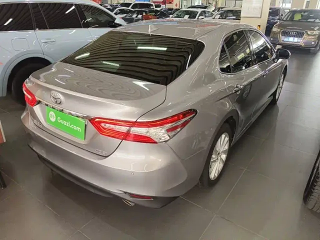 Toyota Camry — Фото автомобиля 6
