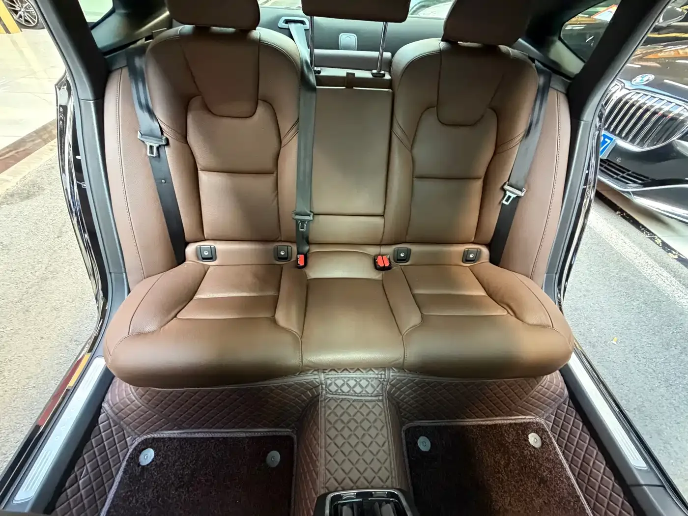 Volvo Volvo S90 2022 B5 Zhiyuan Luxury Edition — Фото автомобиля 26