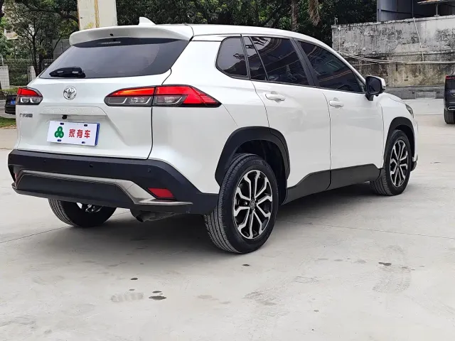 Toyota Frontlander — Фото автомобиля 6