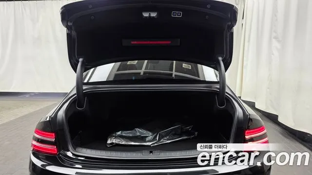 Genesis G80 Бензин 3.5 турбо AWD — Фото автомобиля 20
