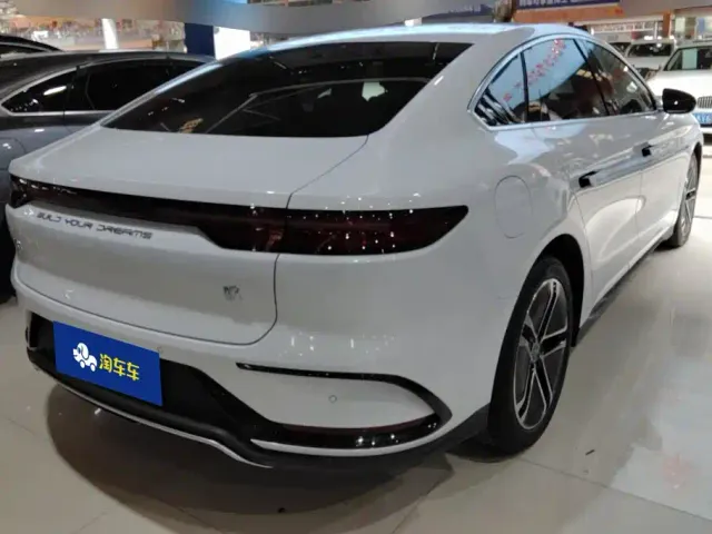 BYD Han — Фото автомобиля 3
