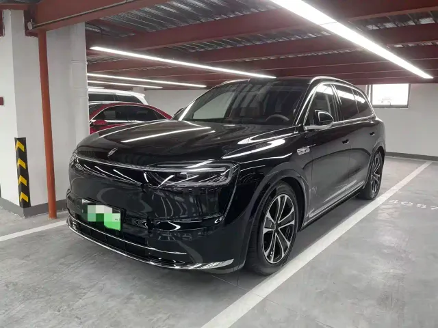 Фотография автомобиля — Aito M7