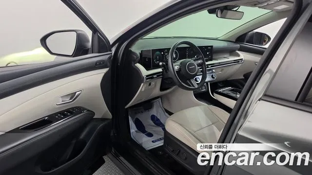 Hyundai Tucson Новый Tucson (NX4) Бензин 1.6 турбо 2WD — Фото автомобиля 9
