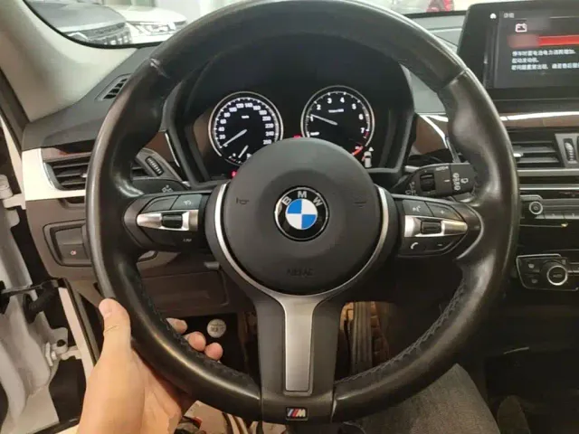 BMW X1 — Фото автомобиля 6