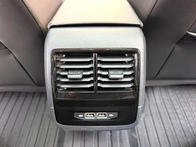 Volkswagen Sagitar — Фото автомобиля 13