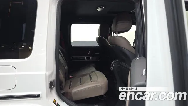 Mercedes-Benz G-Class — Фото автомобиля 12
