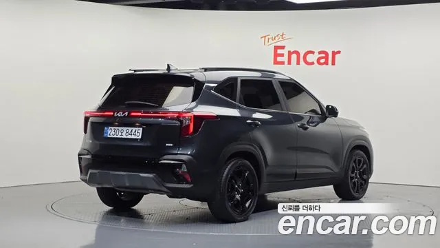 Kia Seltos — Фото автомобиля 2