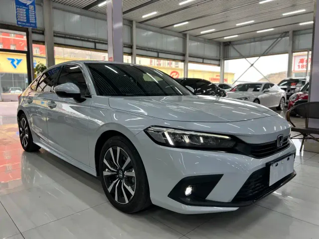 Honda Civic — Фото автомобиля 3