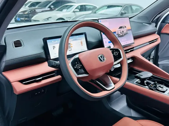 Changan CS75 Plus — Фото автомобиля 5