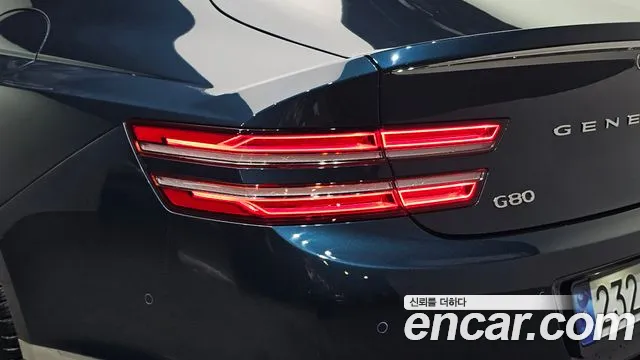Genesis G80 Бензин 2.5 турбо AWD — Фото автомобиля 19