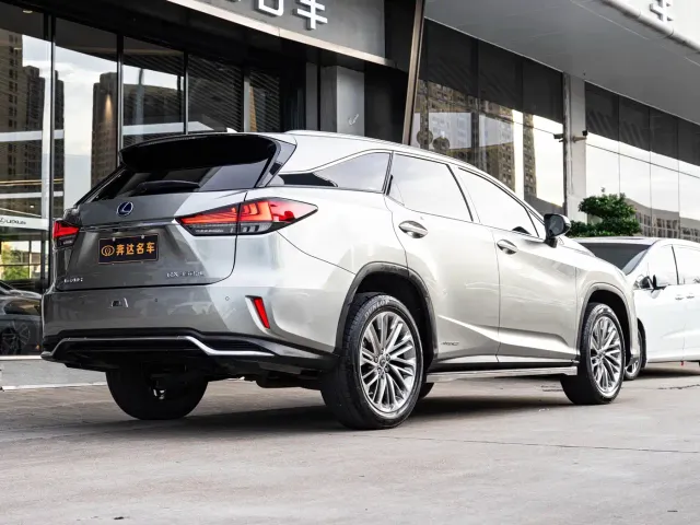 Lexus RX — Фото автомобиля 3
