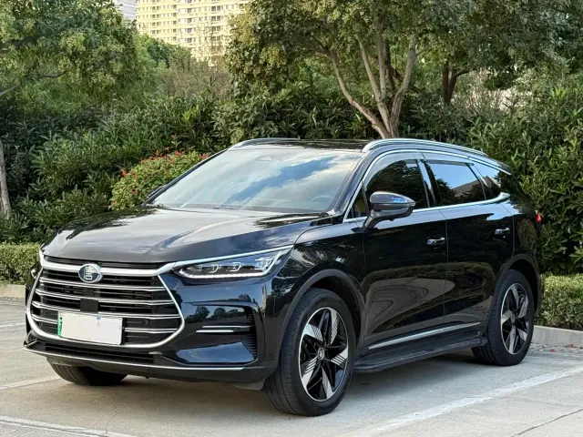 Фотография автомобиля — BYD Tang