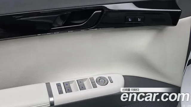 Hyundai Grandeur GN7 — Фото автомобиля 27