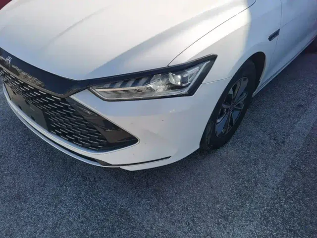 BYD Qin PLUS — Фото автомобиля 23