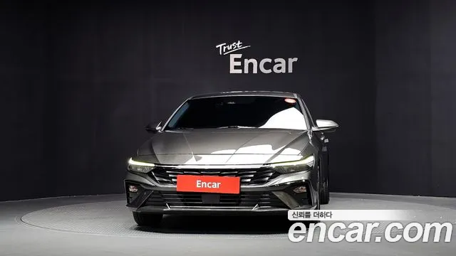 Hyundai Avante CN7 — Фото автомобиля 3