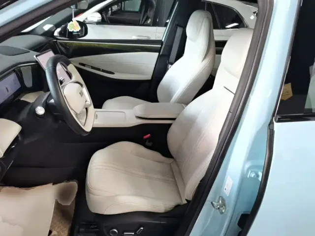 Geely Galaxy L7 — Фото автомобиля 14