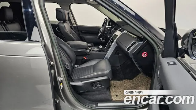 Land Rover Discovery — Фото автомобиля 11