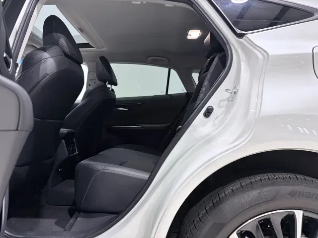 Toyota Venza — Фото автомобиля 9