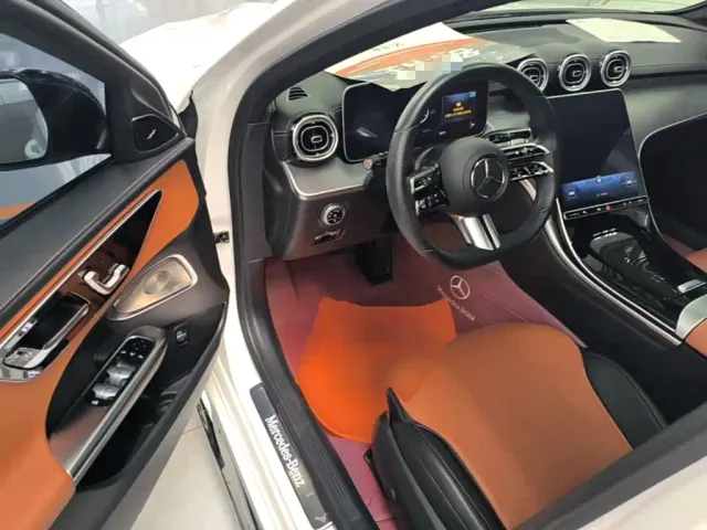 Mercedes-Benz C-Class — Фото автомобиля 15