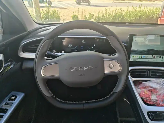 Geely Starry Wish — Фото автомобиля 2