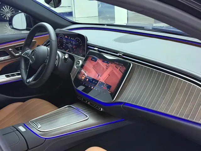 Mercedes-Benz E-Class — Фото автомобиля 6