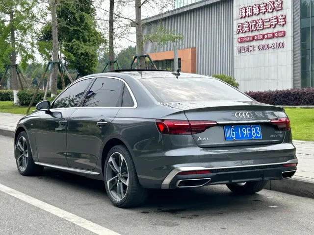 Audi A4L — Фото автомобиля 6