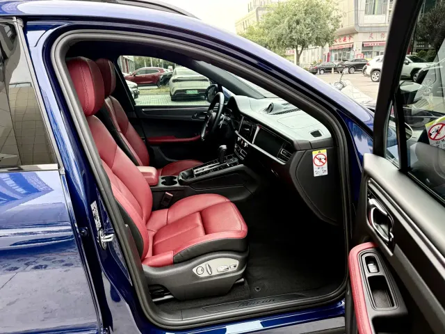 Porsche Macan — Фото автомобиля 28