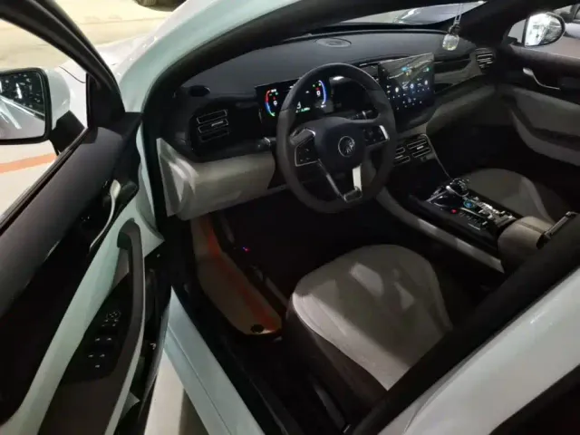 BYD Qin PLUS — Фото автомобиля 15