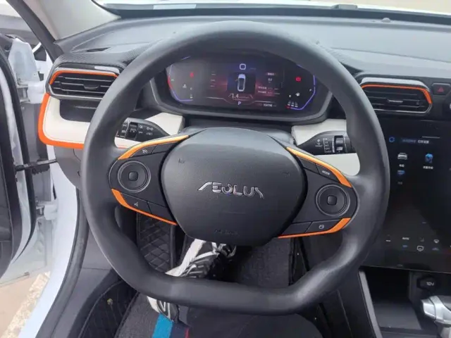 Dongfeng Yixuan — Фото автомобиля 15