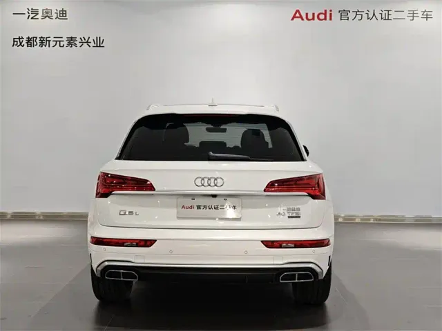 Audi Q5L — Фото автомобиля 5