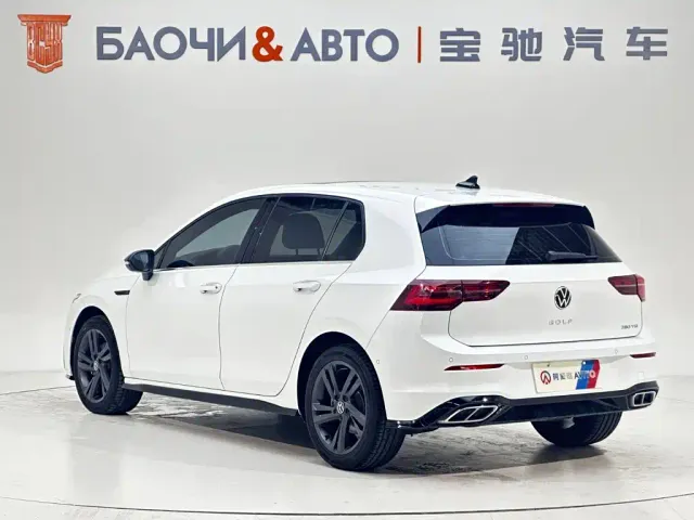 Volkswagen Golf — Фото автомобиля 5