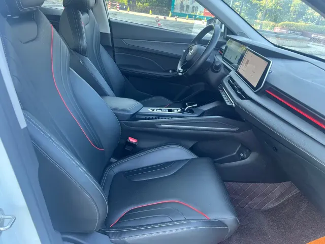 Geely Binrui — Фото автомобиля 5