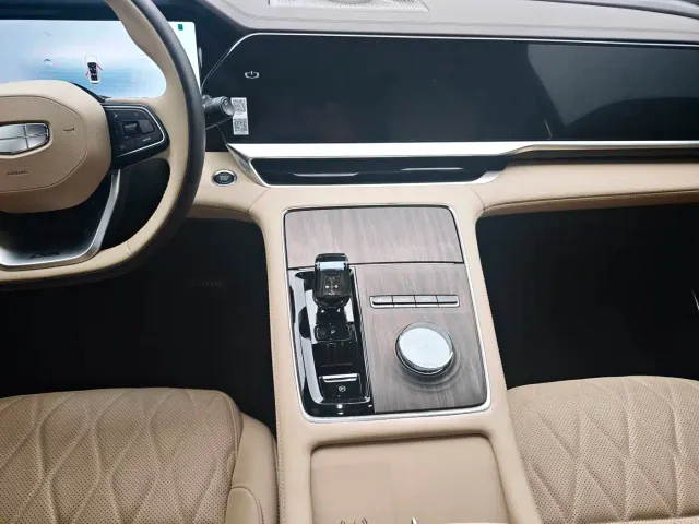 Geely Xingyue L — Фото автомобиля 8