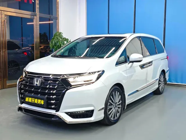 Фотография автомобиля — Honda Elysion