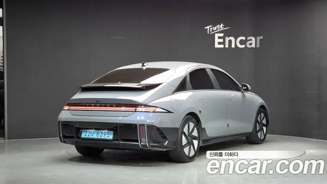 Hyundai Ioniq 6 — Фото автомобиля 2