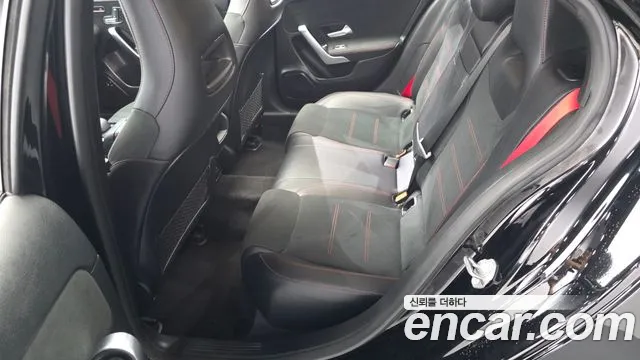 Mercedes-Benz A-Class W177 — Фото автомобиля 12