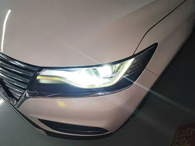 Roewe RX5 — Фото автомобиля 23
