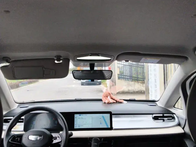 Geely Geometry E Firefly — Фото автомобиля 8