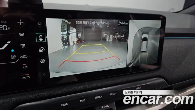 Kia EV3 Long Range 2WD — Фото автомобиля 14