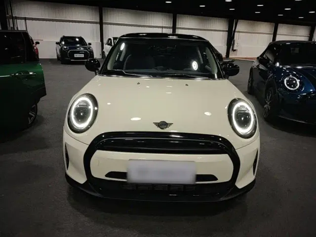 MINI Hatch — Фото автомобиля 2