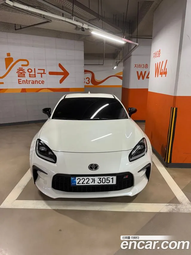Toyota 86 GR86 — Фото автомобиля 3