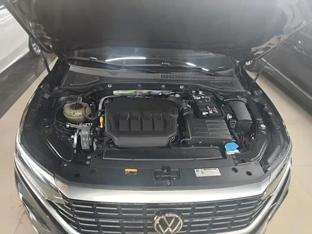 Volkswagen Passat — Фото автомобиля 19