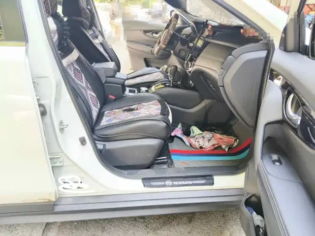 Nissan X-Trail — Фото автомобиля 13