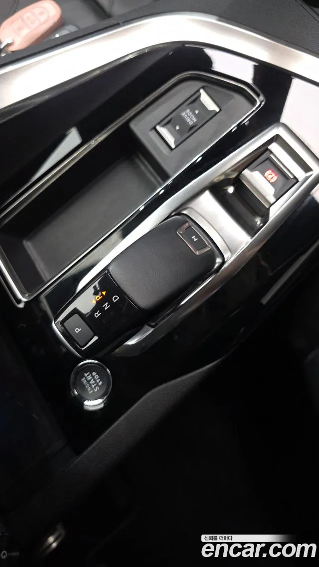 Peugeot 3008 — Фото автомобиля 12