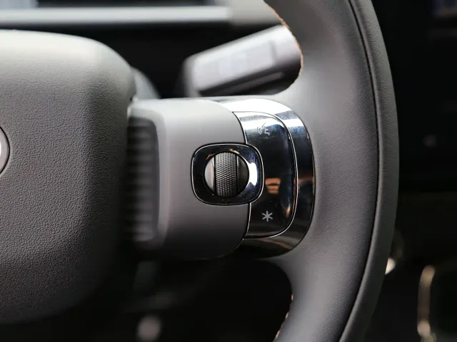 Toyota BoZhi 3X — Фото автомобиля 8