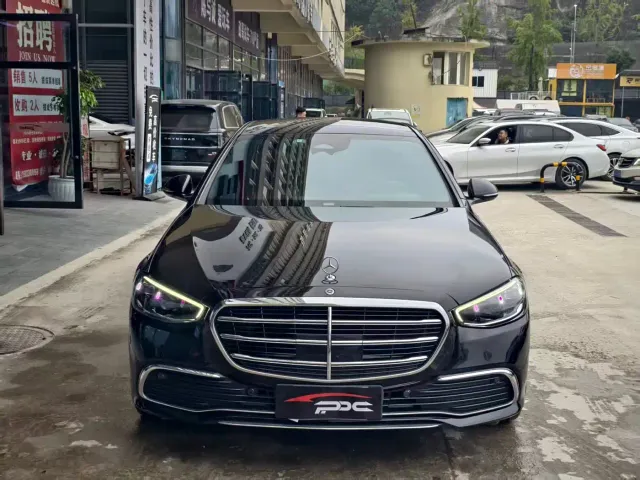 Mercedes-Benz S-Class — Фото автомобиля 2