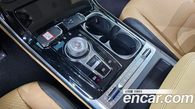 Kia Canival Carnival 4 поколение Дизель 9 мест Signature — Фото автомобиля 9